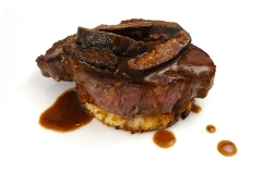 beef tournedos in red wine sauce
