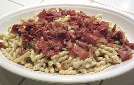 Gemelli Alfredo with Prosciutto