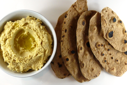 hummus with whole wheat flatbreads