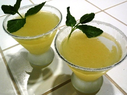 lemon drop with mint martini