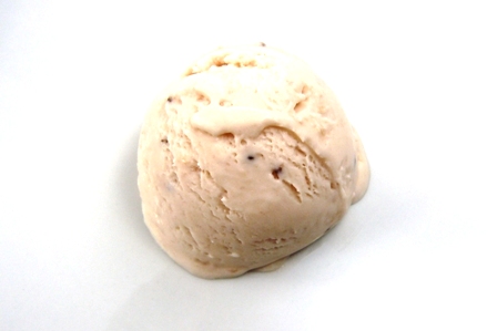 roasted strawberry and buttermilk ice cream